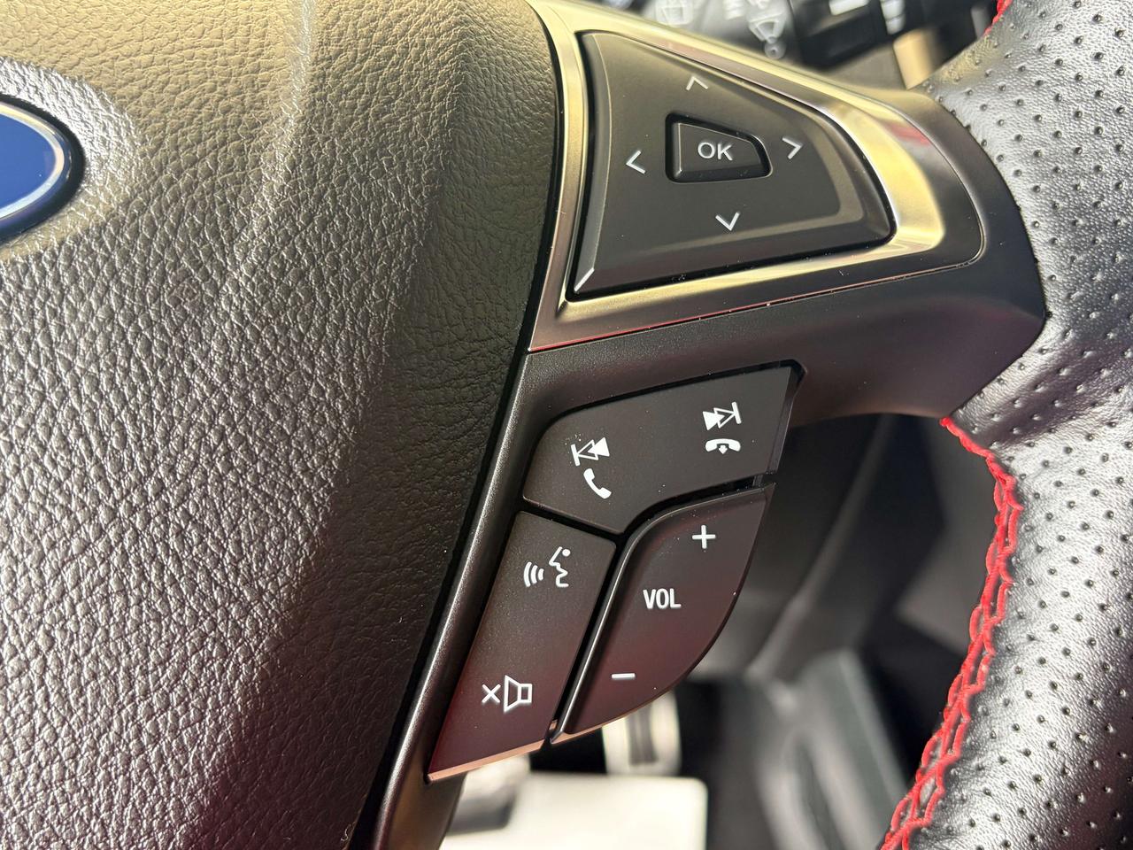 2022 Ford Edge ST Line Call Belleville @613-961-8848 for info Photo