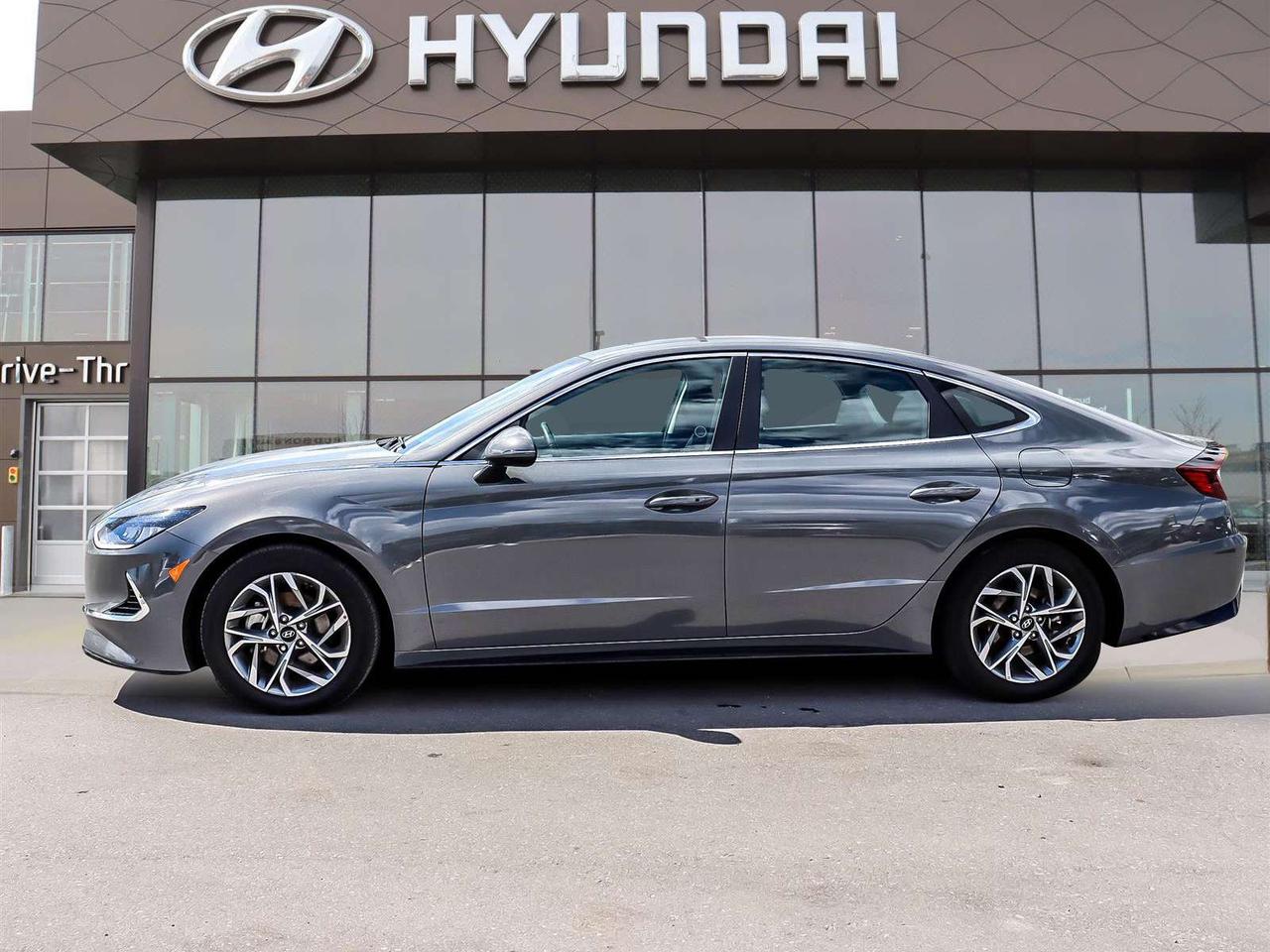 2023 Hyundai Sonata PREFERRED Photo