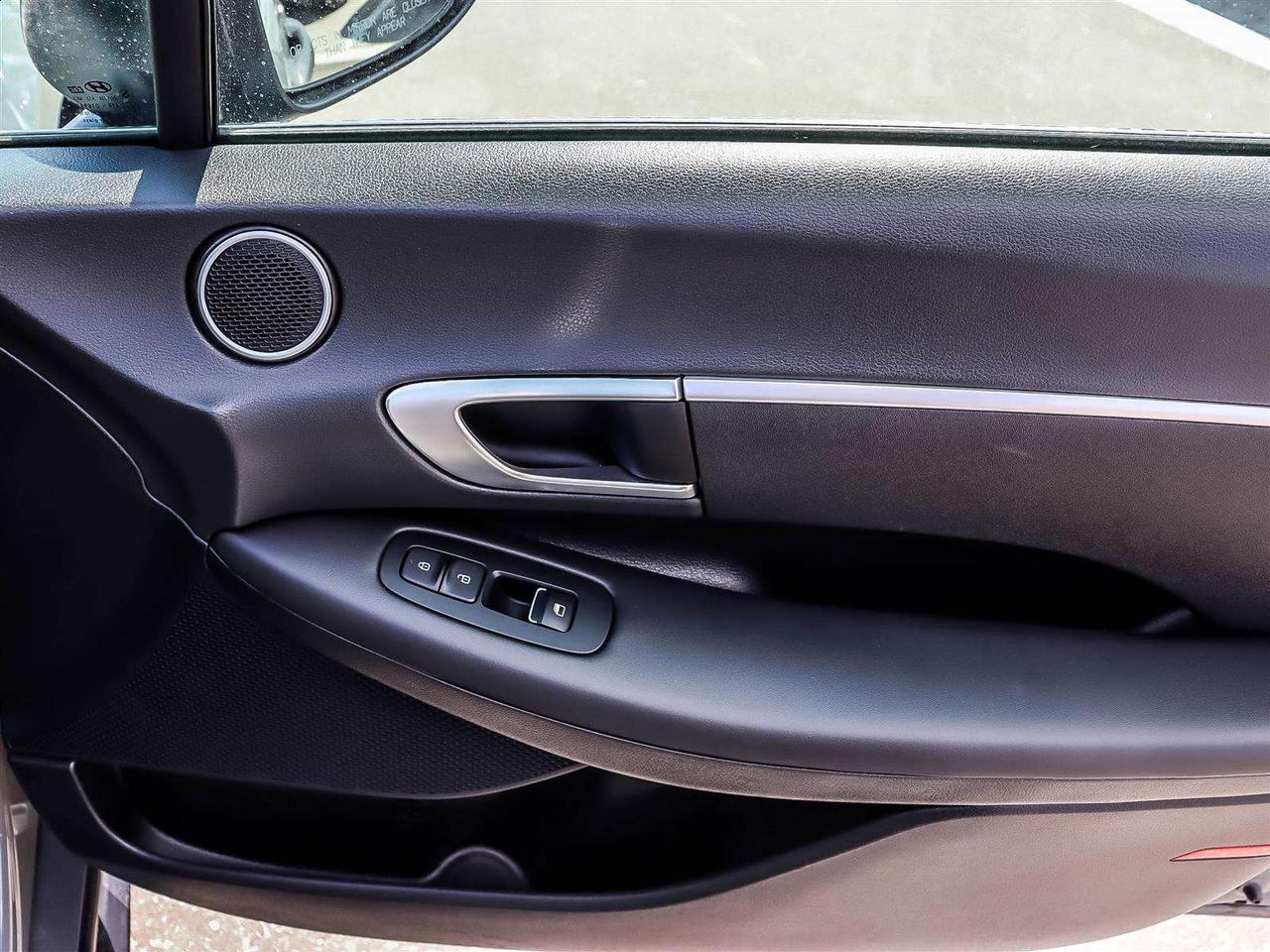 2023 Hyundai Sonata PREFERRED Photo