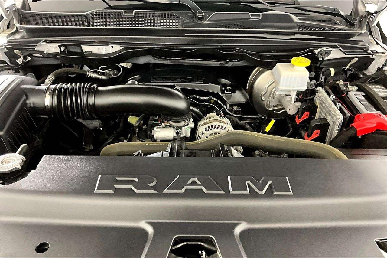 2022 RAM 1500 Tradesman 4x4 Crew Cab 6'4 Box Photo
