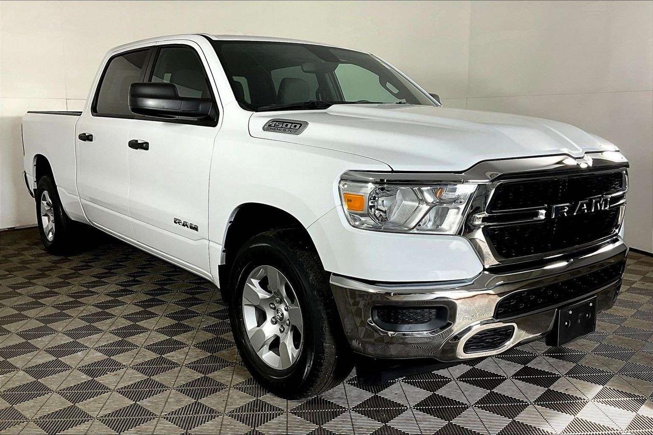 2022 RAM 1500 Tradesman 4x4 Crew Cab 6'4 Box Photo