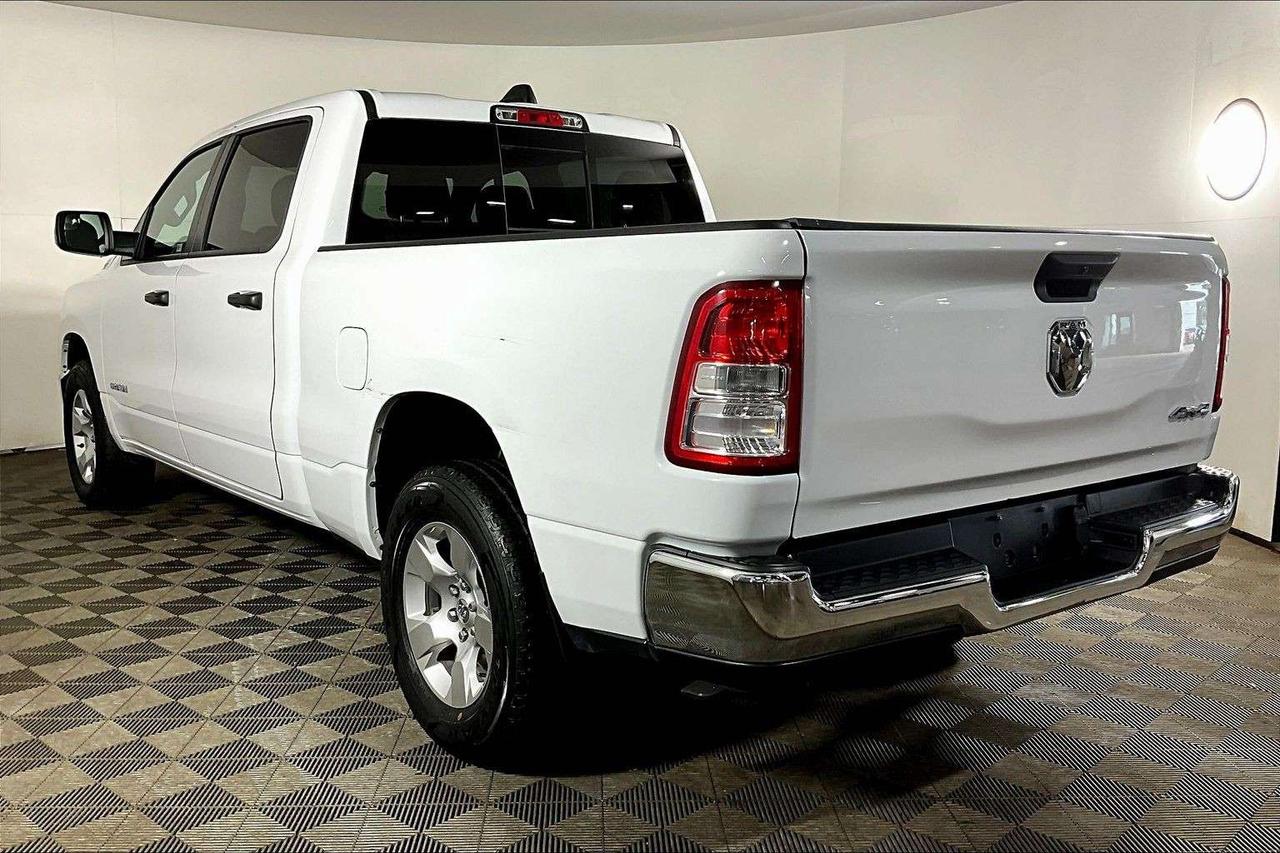2022 RAM 1500 Tradesman 4x4 Crew Cab 6'4 Box Photo