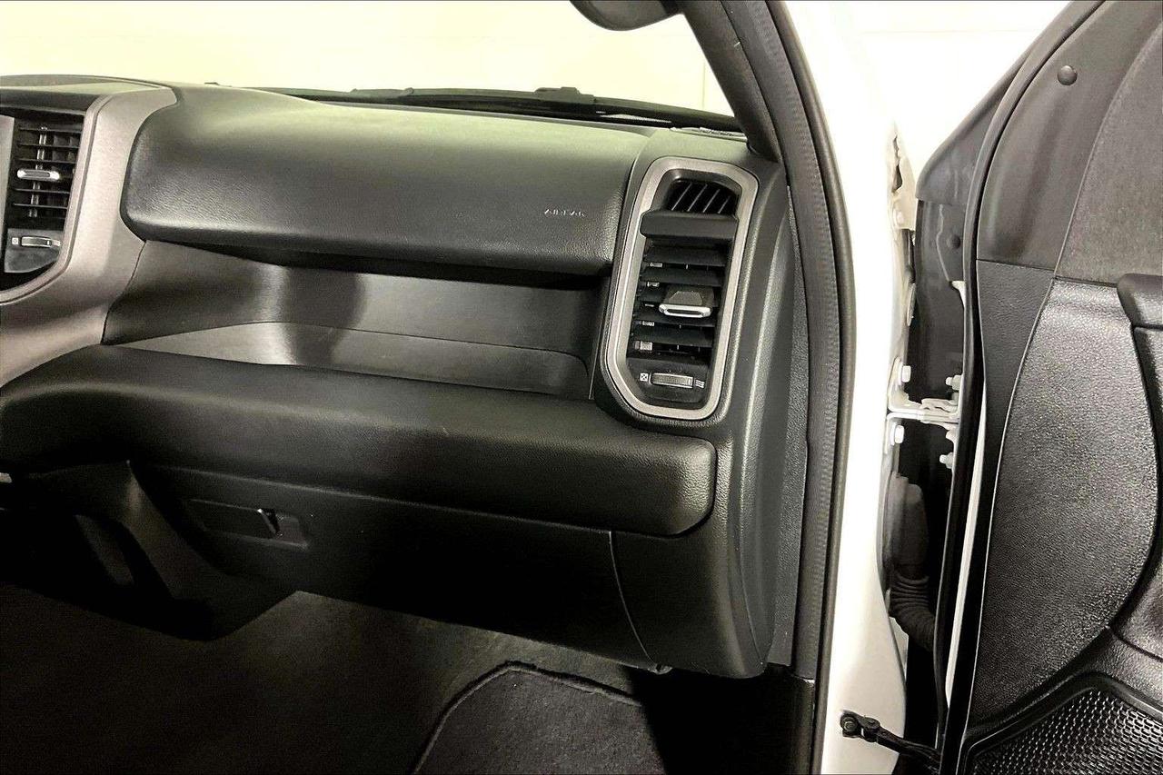 2022 RAM 1500 Tradesman 4x4 Crew Cab 6'4 Box Photo