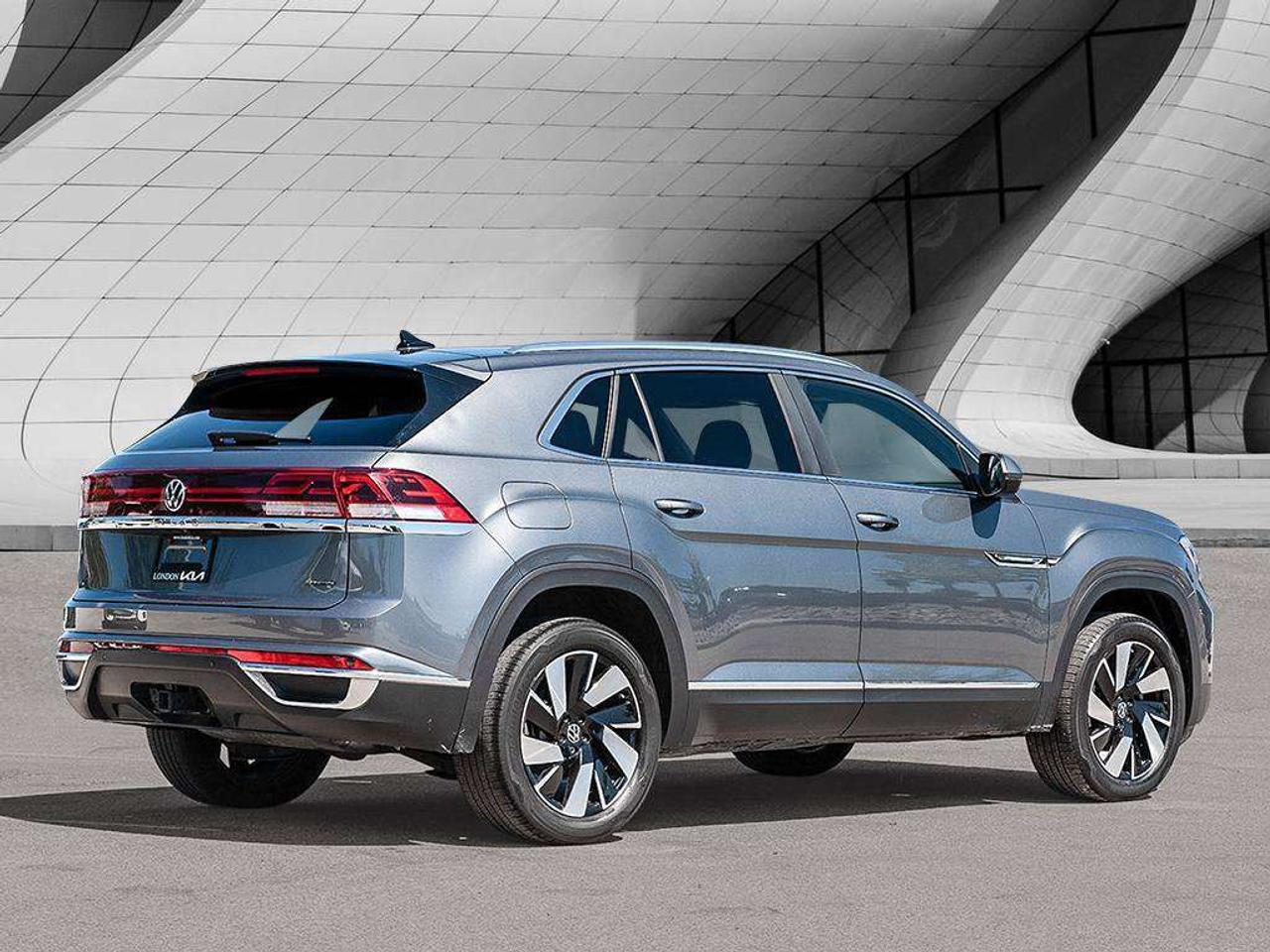 2024 Volkswagen Atlas Highline   AWD   Leather   Push Button   Heated Seats Photo