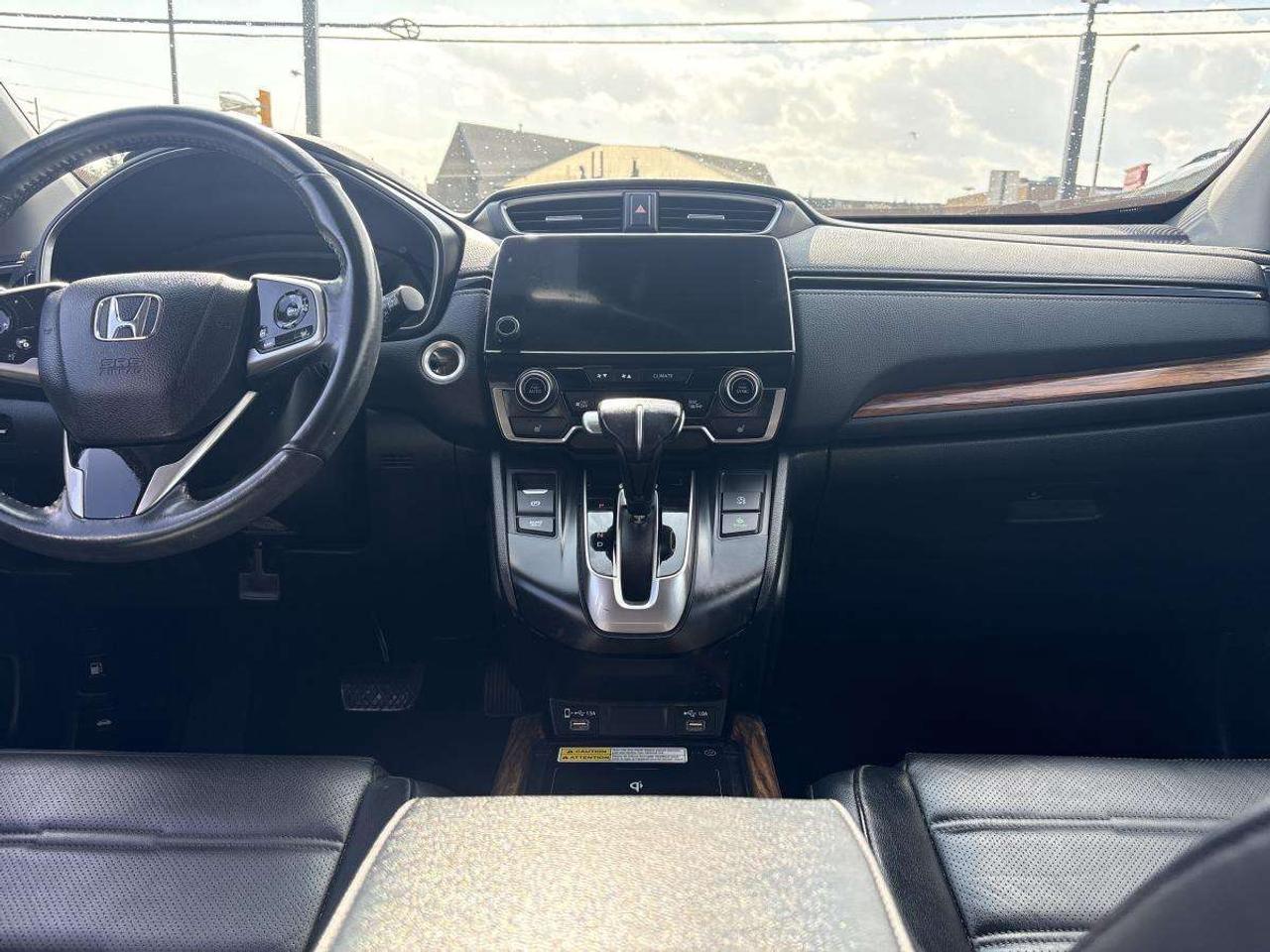 2020 Honda CR-V Touring FULLY LOADED Photo
