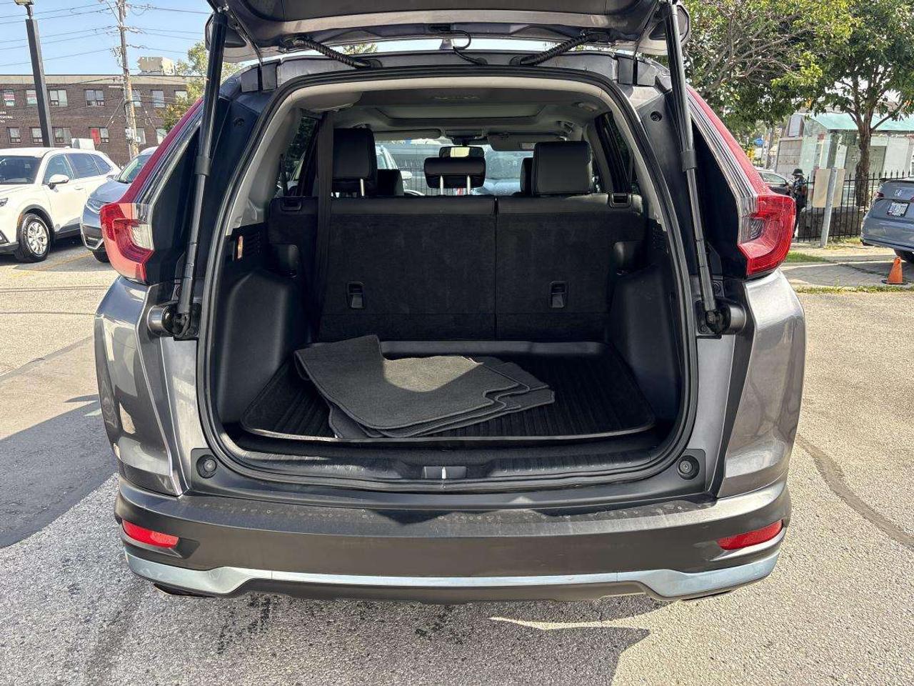 2020 Honda CR-V Touring FULLY LOADED Photo