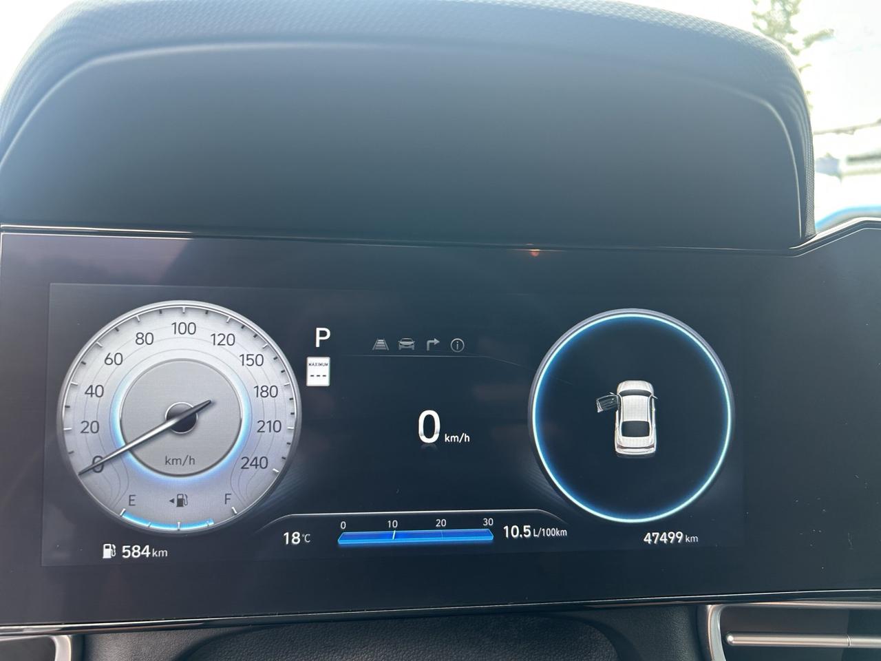2025 Hyundai Elantra Preferred | Blind-Spot Monitoring | Collision Avoidance | Lane Management Photo