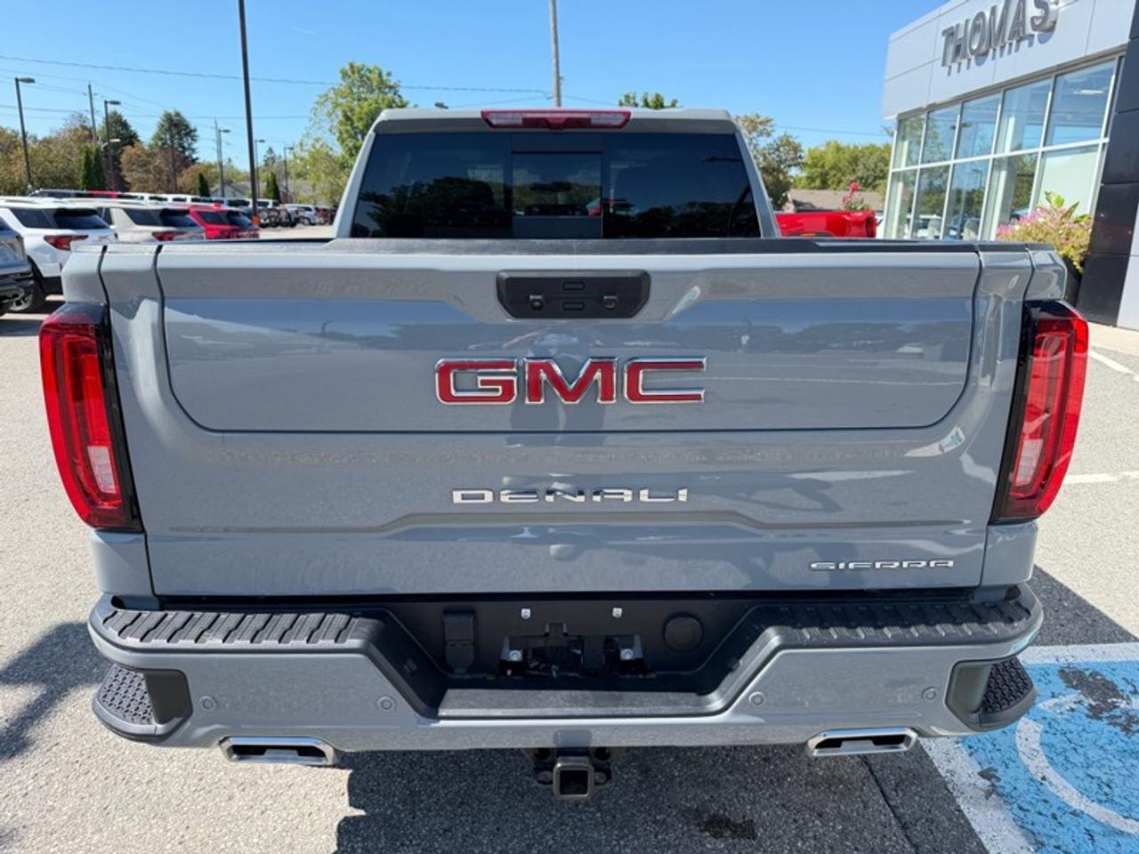 2025 GMC Sierra 1500 Crew Cab Short Box 4-Wheel Drive Denali Photo