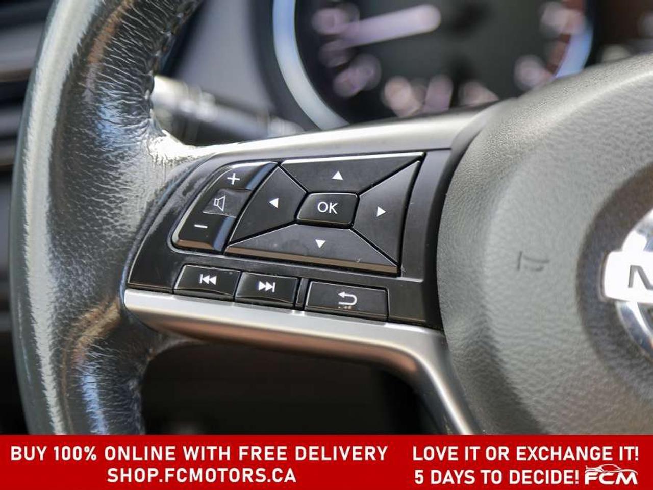 2017 Nissan Rogue SV AWD   FULLY CERTIFIED WITH WARRANTY Photo