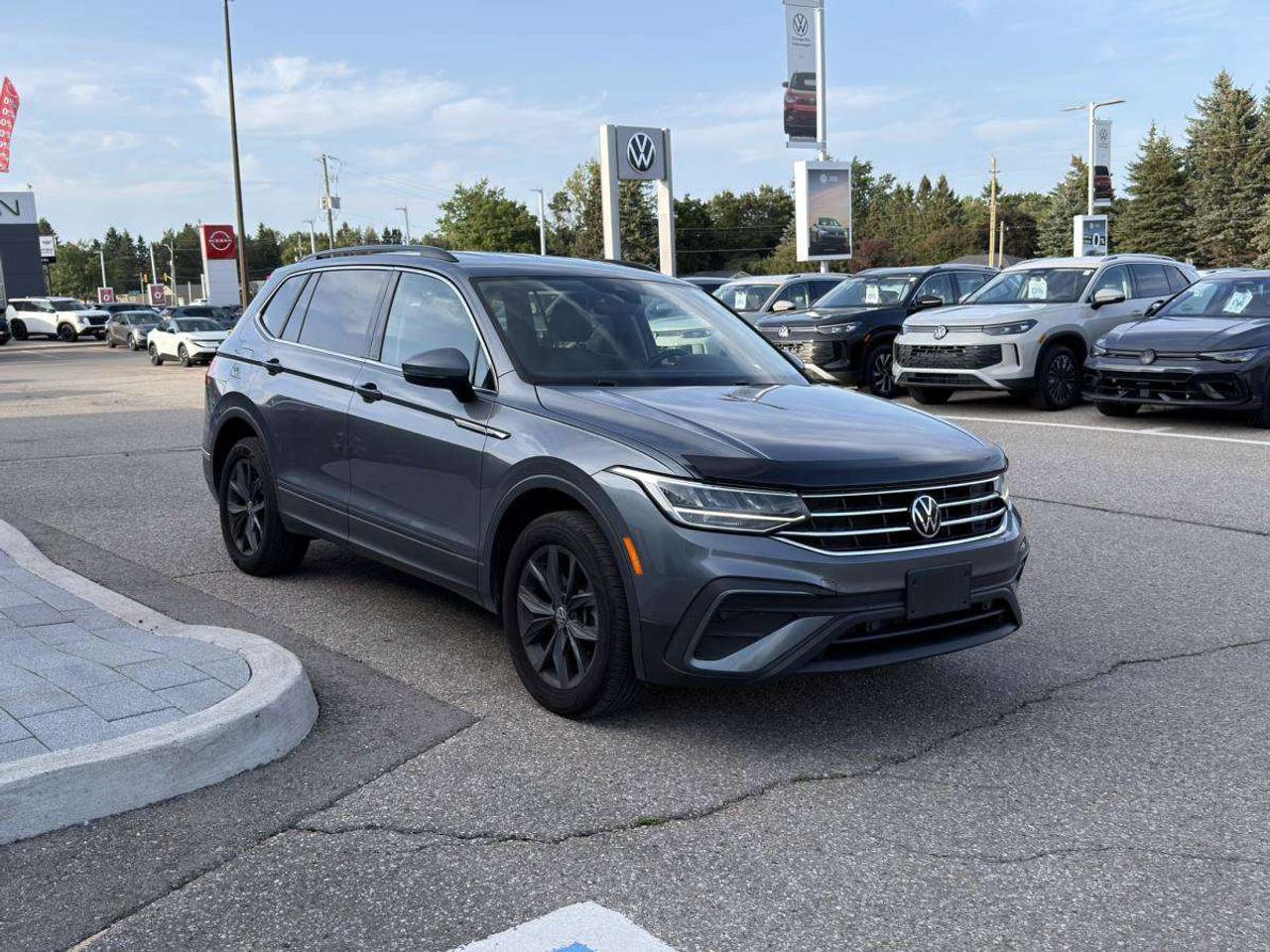 2023 Volkswagen Tiguan COMFORTLINE 4Motion Photo