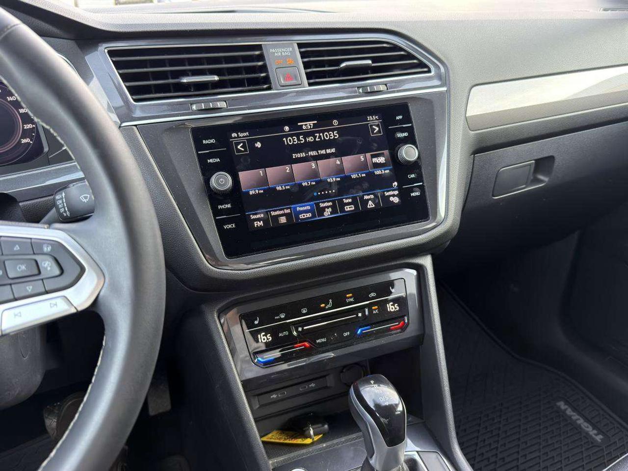 2023 Volkswagen Tiguan COMFORTLINE 4Motion Photo