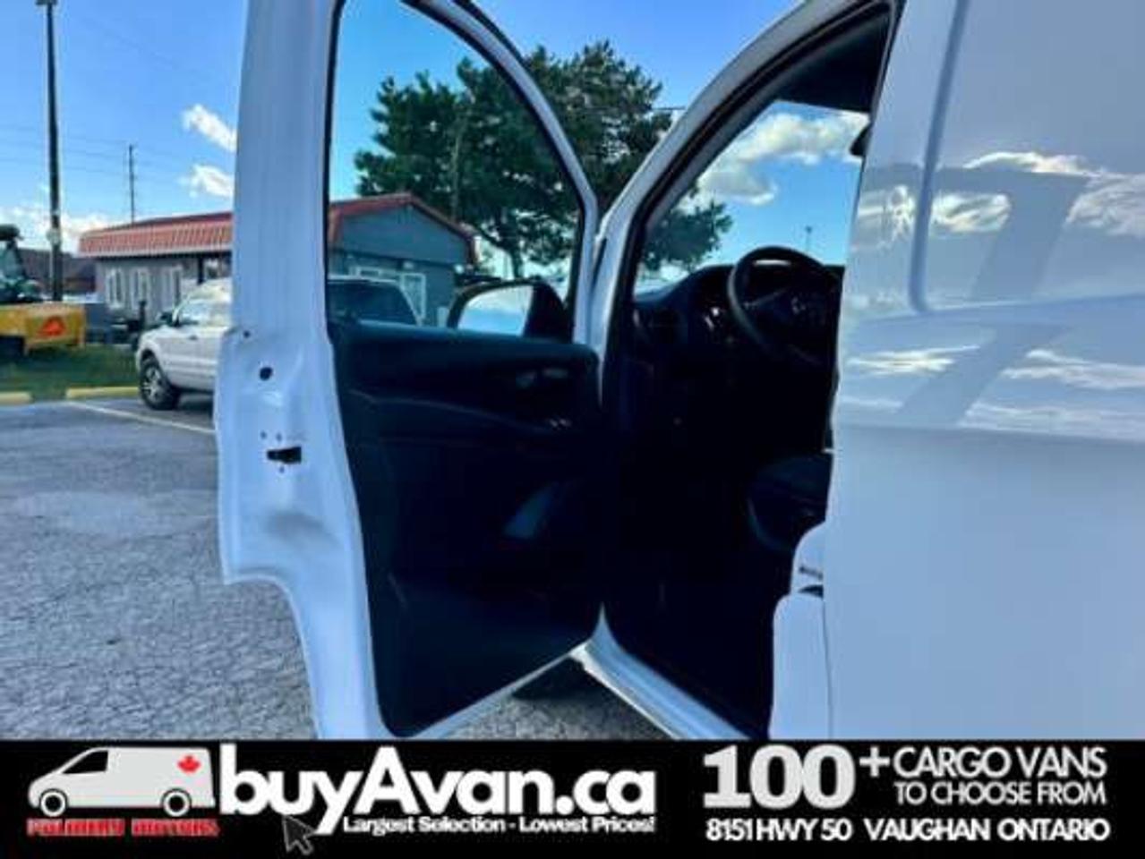 2023 Mercedes-Benz Metris 135WB  Extended + Divider *NO ACCIDENTS* Photo