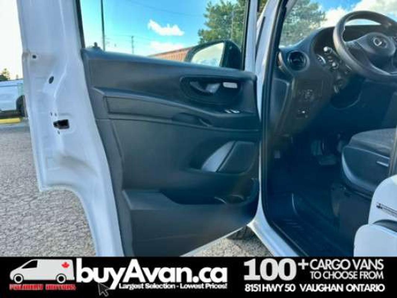 2023 Mercedes-Benz Metris 135WB  Extended + Divider *NO ACCIDENTS* Photo