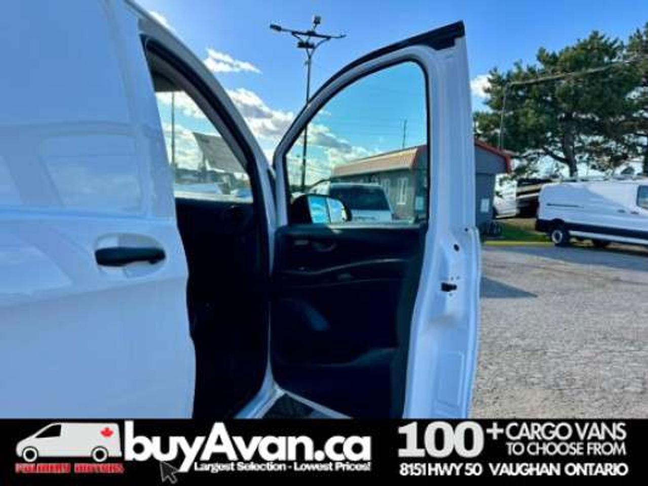 2023 Mercedes-Benz Metris 135WB  Extended + Divider *NO ACCIDENTS* Photo