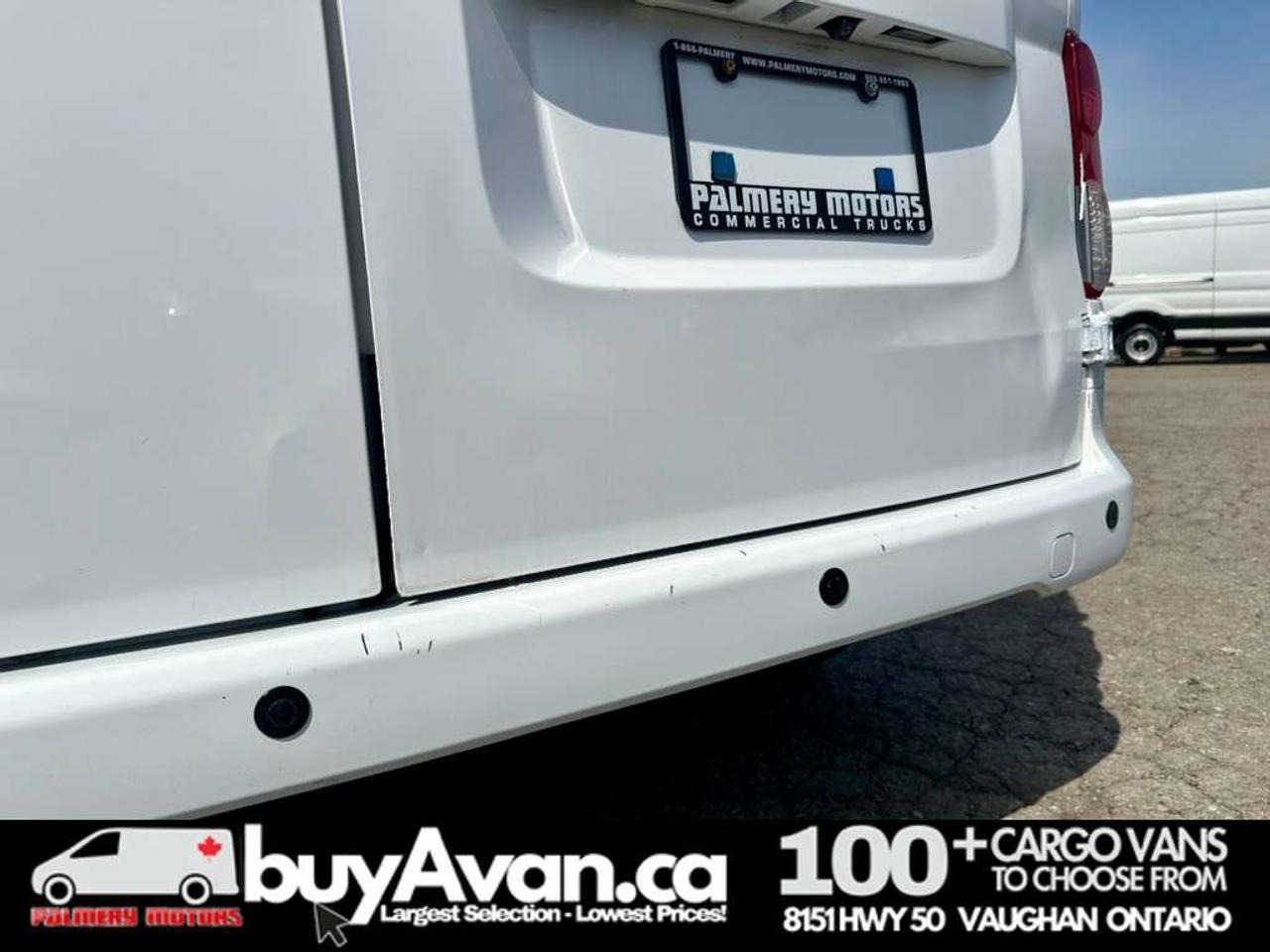 2017 Nissan NV200 SV Cargo Van Tech Pkg LOW KMS FULLY CERTIFIED Photo