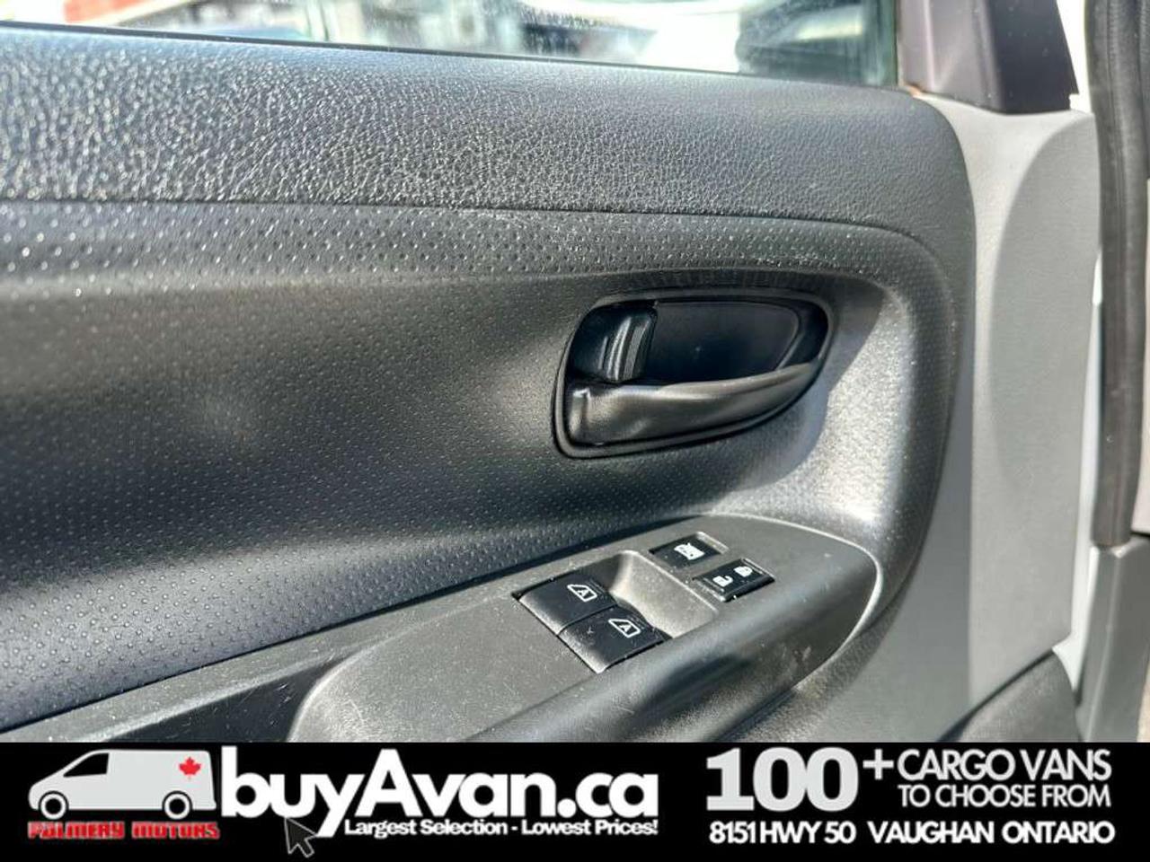 2017 Nissan NV200 SV Cargo Van Tech Pkg LOW KMS FULLY CERTIFIED Photo