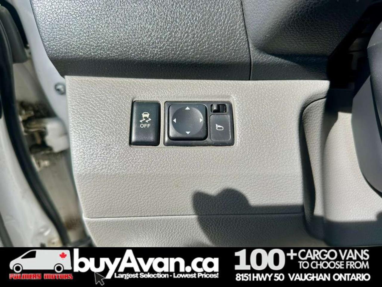 2017 Nissan NV200 SV Cargo Van Tech Pkg LOW KMS FULLY CERTIFIED Photo