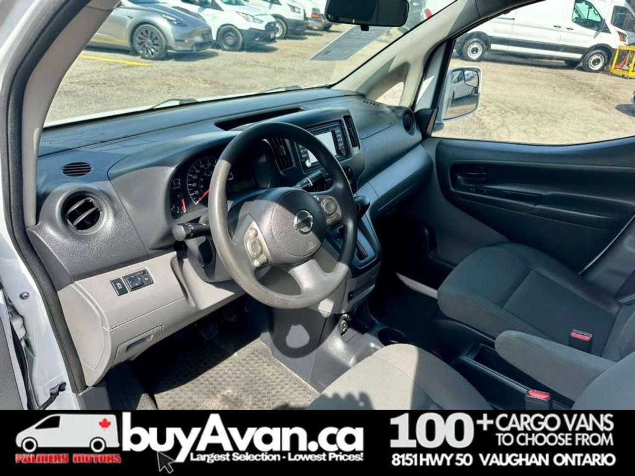 2017 Nissan NV200 SV Cargo Van Tech Pkg LOW KMS FULLY CERTIFIED Photo
