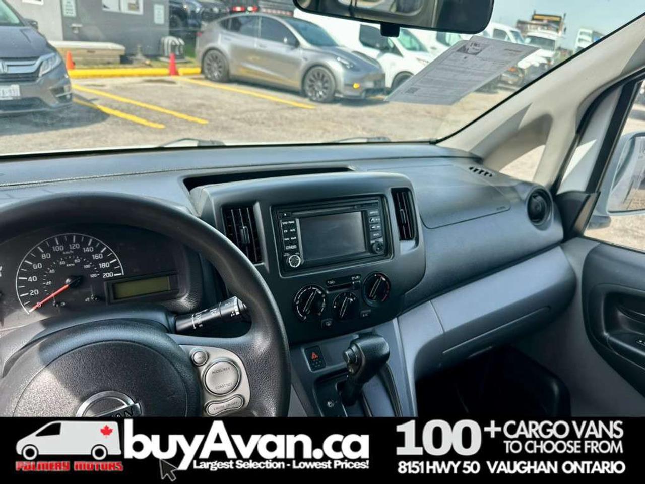 2017 Nissan NV200 SV Cargo Van Tech Pkg LOW KMS FULLY CERTIFIED Photo