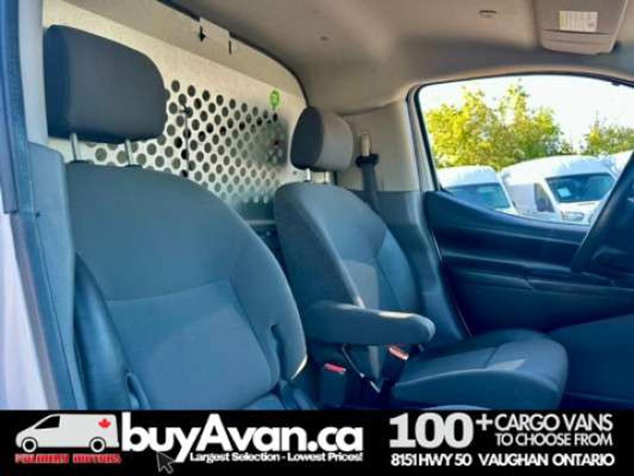 2017 Nissan NV200 SV Cargo Van Tech Pkg LOW KMS FULLY CERTIFIED Photo
