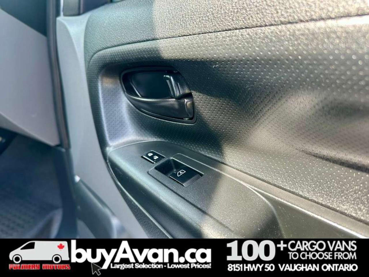 2017 Nissan NV200 SV Cargo Van Tech Pkg LOW KMS FULLY CERTIFIED Photo