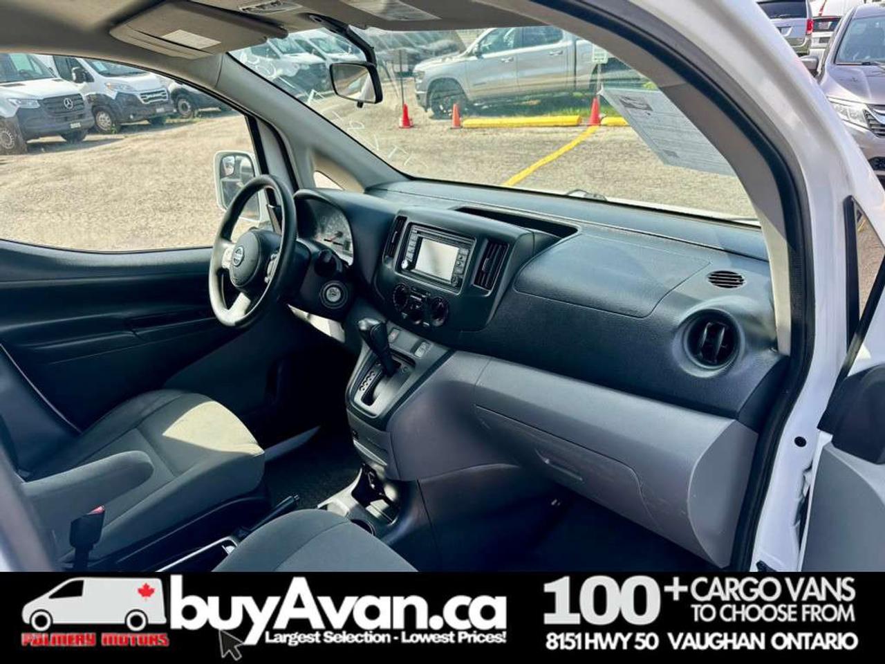 2017 Nissan NV200 SV Cargo Van Tech Pkg LOW KMS FULLY CERTIFIED Photo