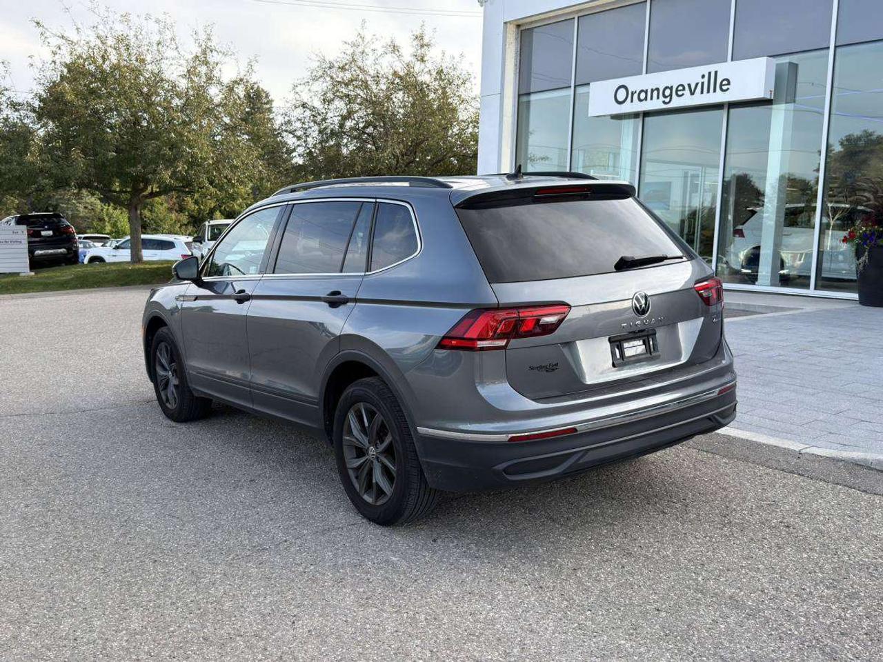 2023 Volkswagen Tiguan COMFORTLINE 4Motion Photo3