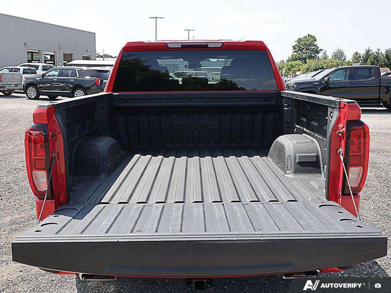 2024 GMC Sierra 1500 ELEVATION, 5.3L V8, 4X4, X31 PKG, ALLOYS, CLOTH, 1-OWNER, MACMASTER ORIGINAL, CERTIFIED PREOWNED! Photo