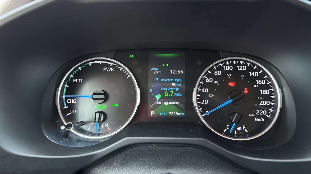 2021 Toyota RAV4 XLE Photo