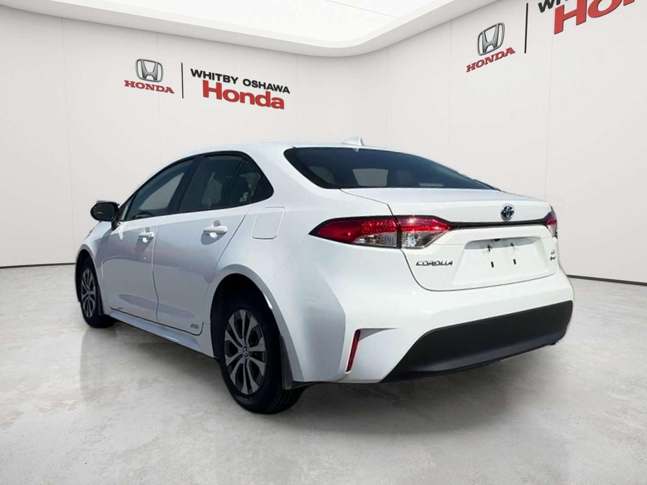 2025 Toyota Corolla LE Photo