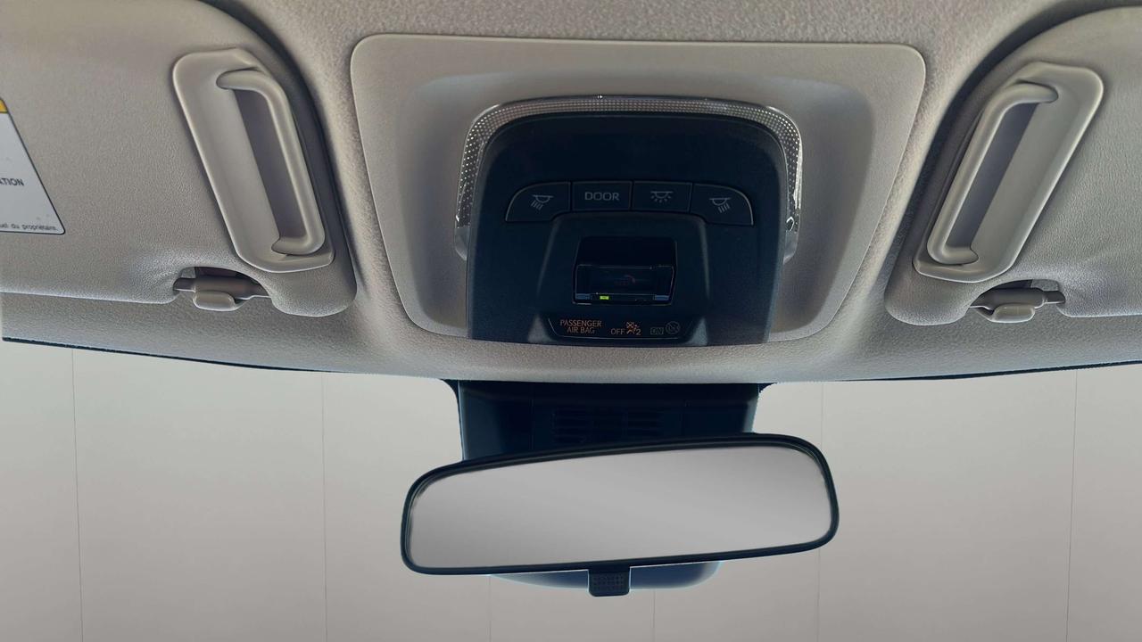 2025 Toyota Corolla LE Photo