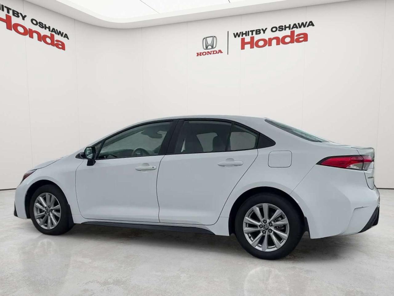 2025 Toyota Corolla SE Photo