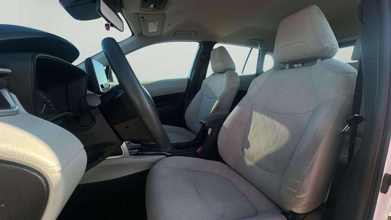 2025 Toyota Corolla Cross L Photo
