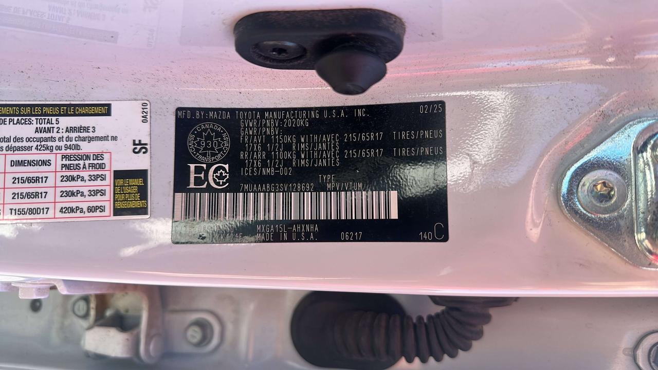2025 Toyota Corolla Cross L Photo