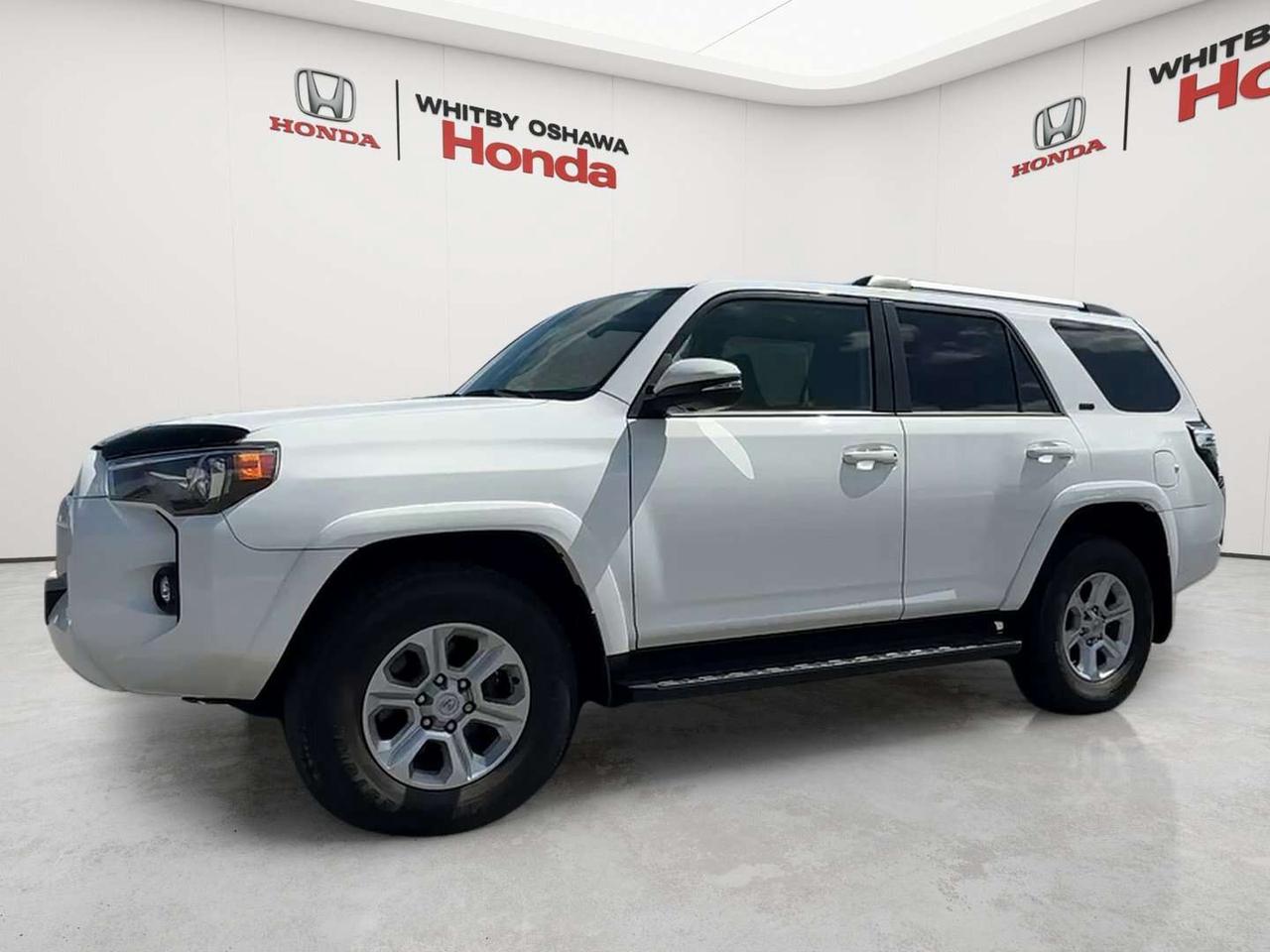 2022 Toyota 4Runner SR5 Photo1