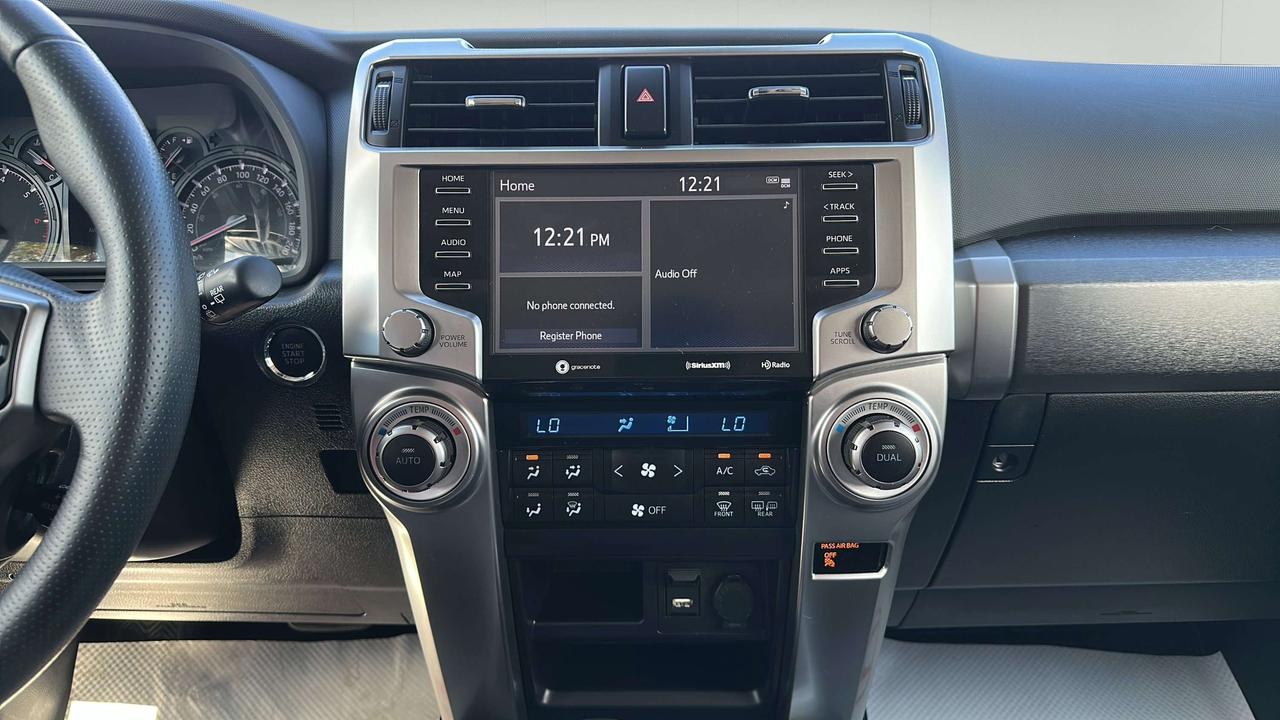 2022 Toyota 4Runner SR5 Photo