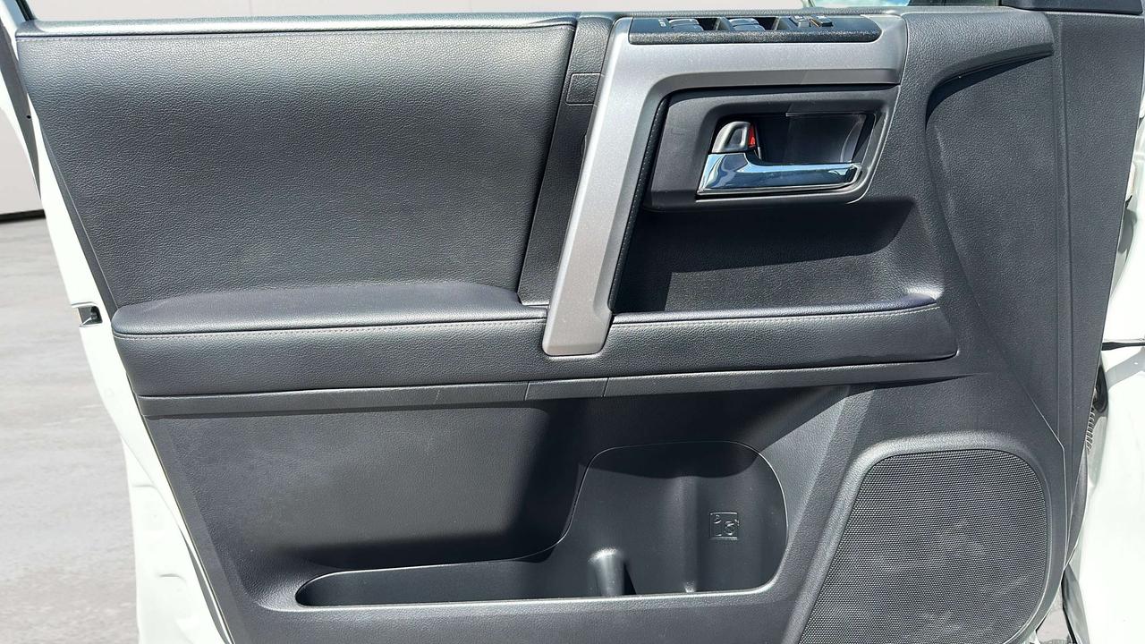 2022 Toyota 4Runner SR5 Photo