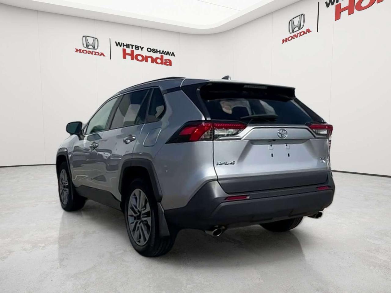 2023 Toyota RAV4 XLE Photo