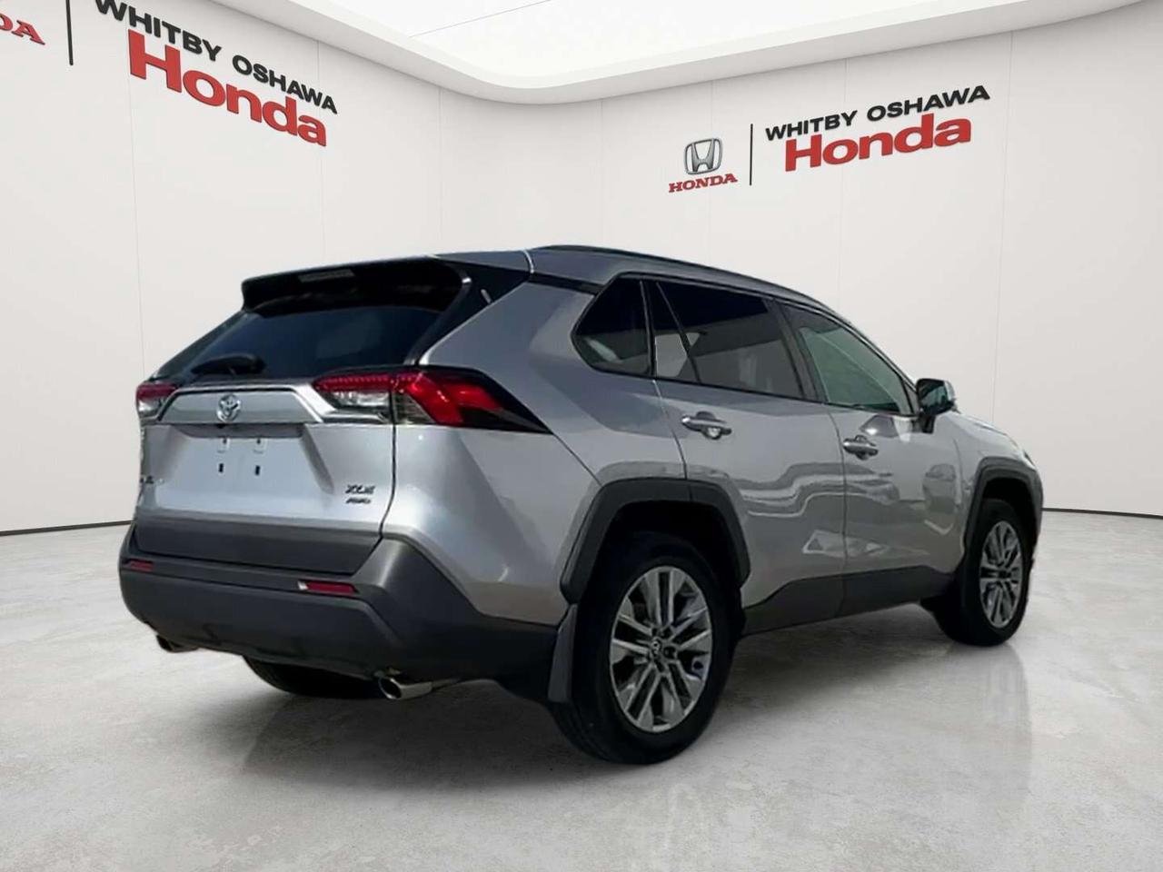 2023 Toyota RAV4 XLE Photo