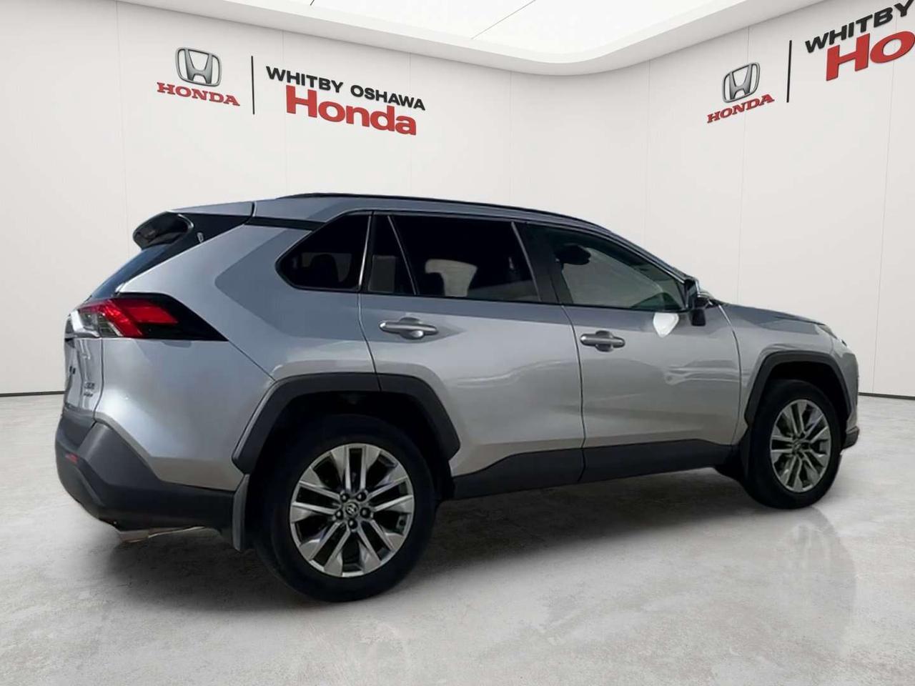 2023 Toyota RAV4 XLE Photo