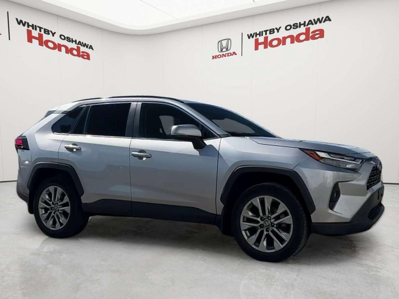 2023 Toyota RAV4 XLE Photo