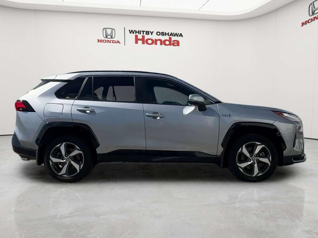 2024 Toyota RAV4 Prime SE Photo