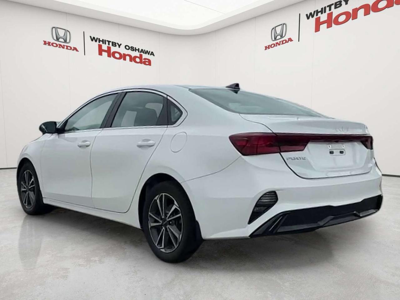 2022 Kia Forte EX Photo4