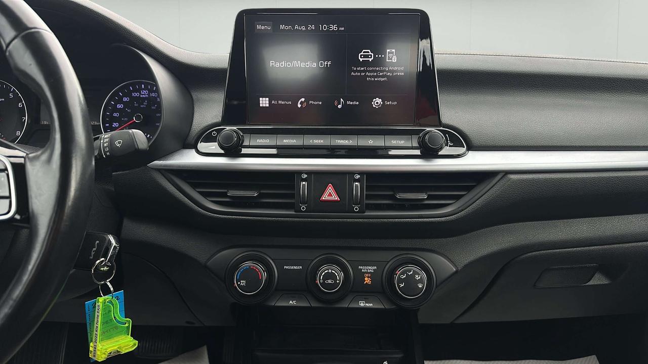 2022 Kia Forte EX Photo