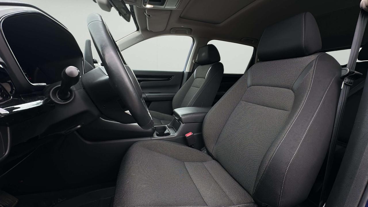 2025 Honda CR-V Sport Photo