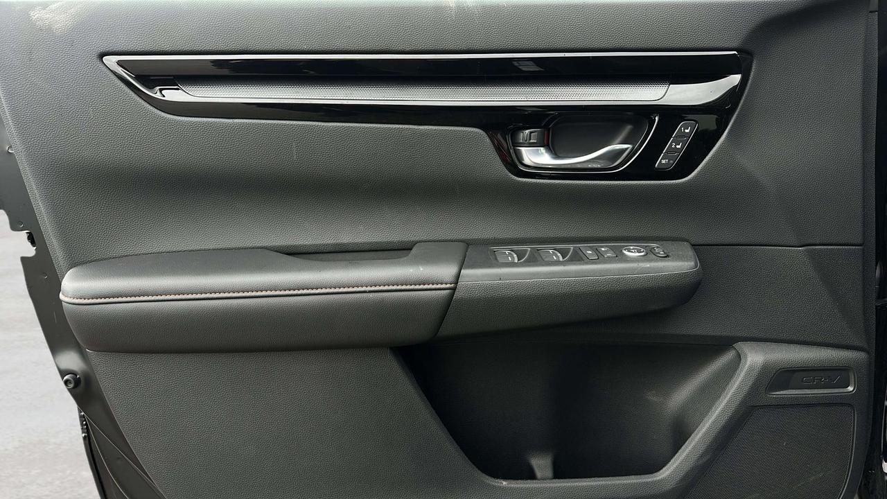2026 Honda CR-V Touring Photo