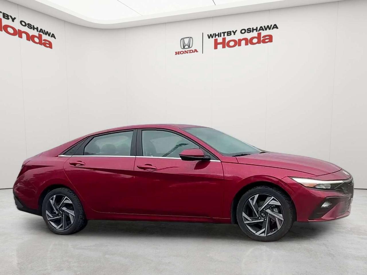 2024 Hyundai Elantra Luxury DCT Photo