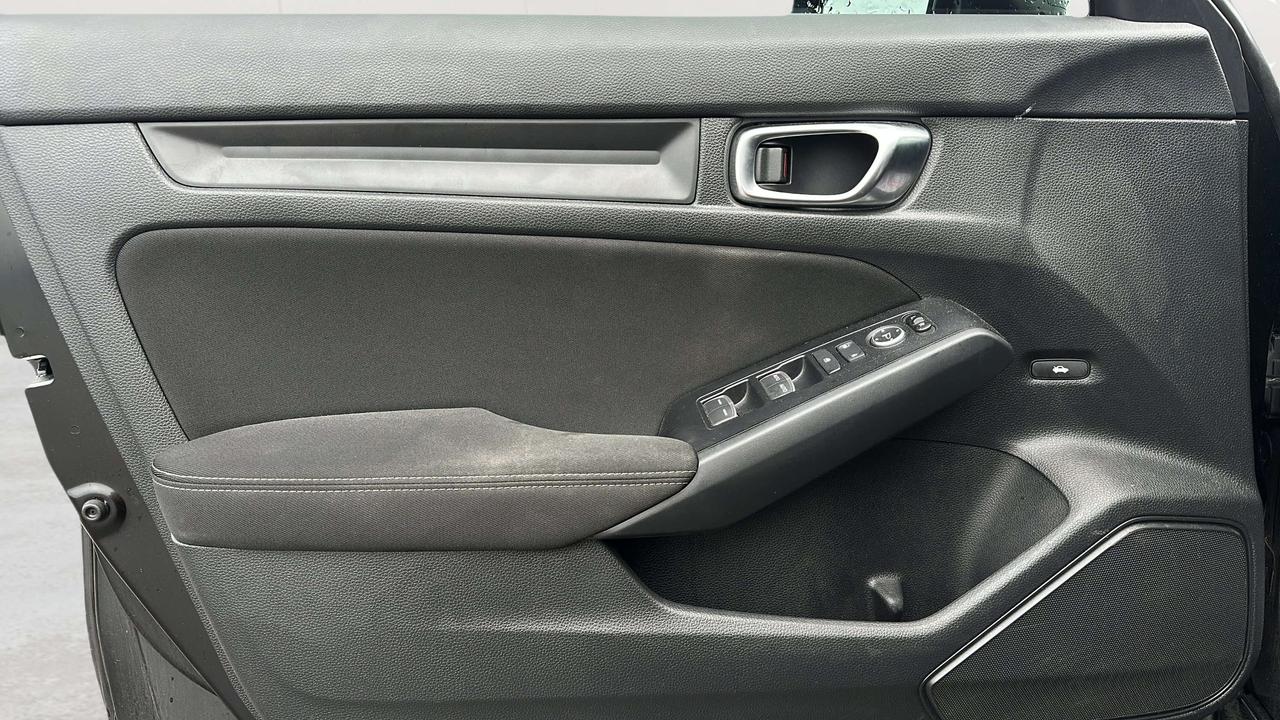 2025 Honda Civic LX Photo
