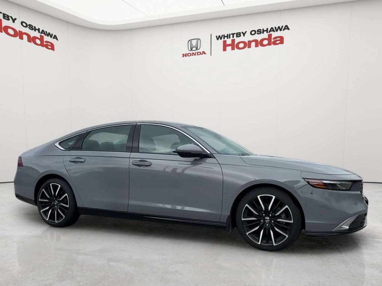 2025 Honda Accord Touring Photo