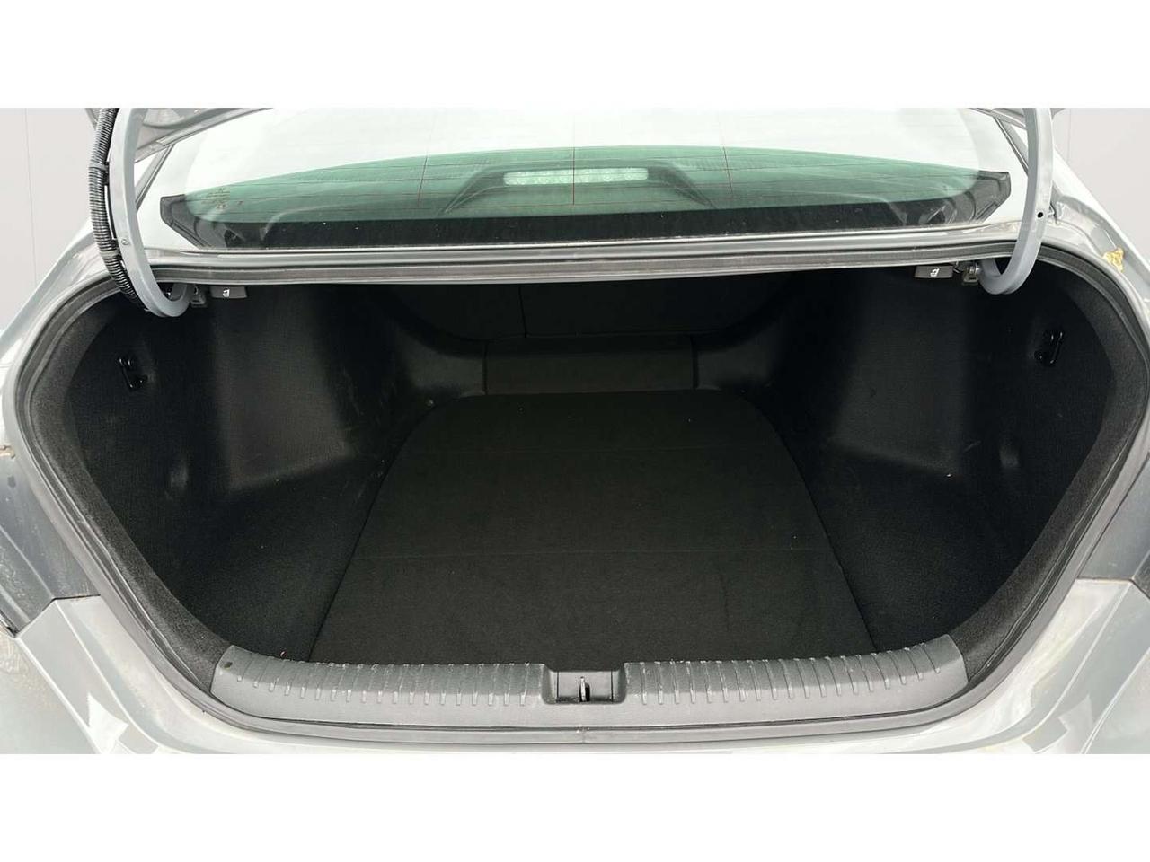 2025 Honda Accord Touring Photo